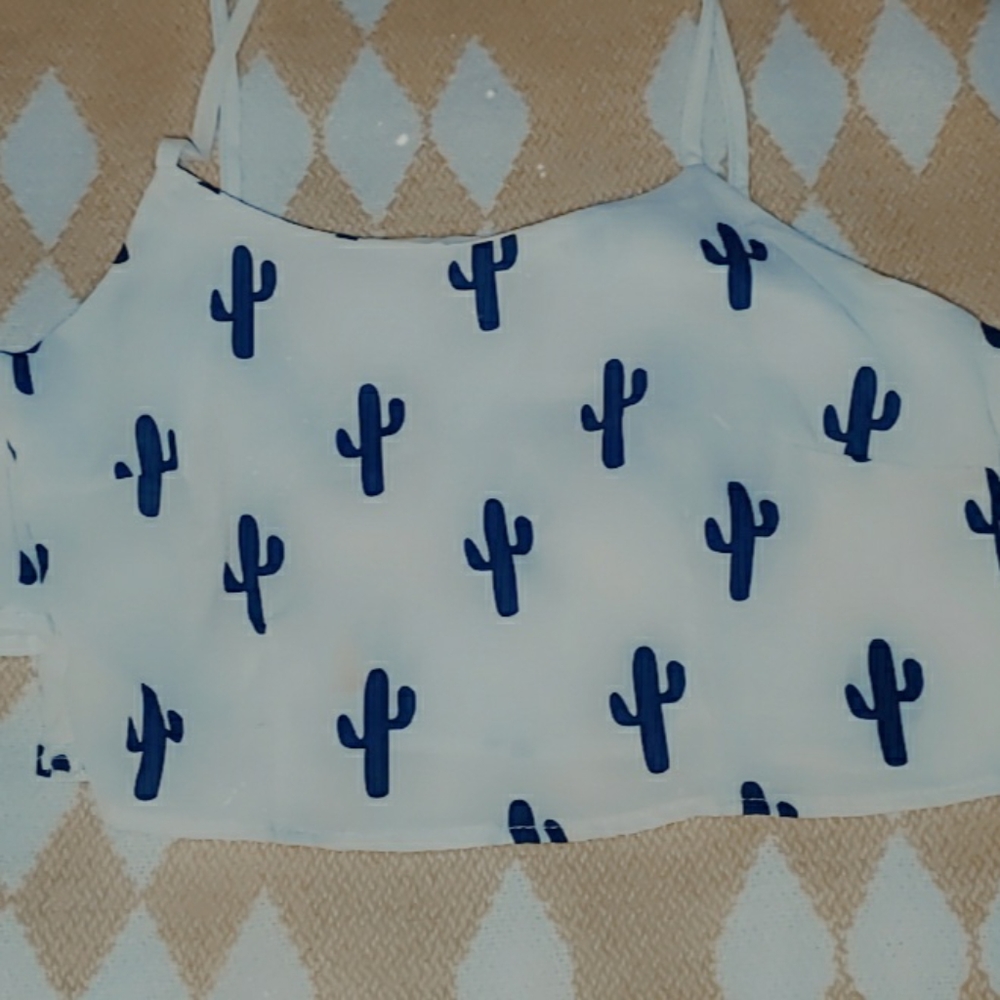 Cactus Croptop with a hanging short sleeve- XS
